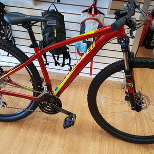 2015 Specialized rockhopper Red