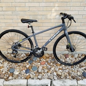 2015 Trek Silver, gray or bare metal