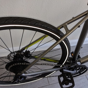 Specialized Sirrus SL Silver, gray or bare metal and Green