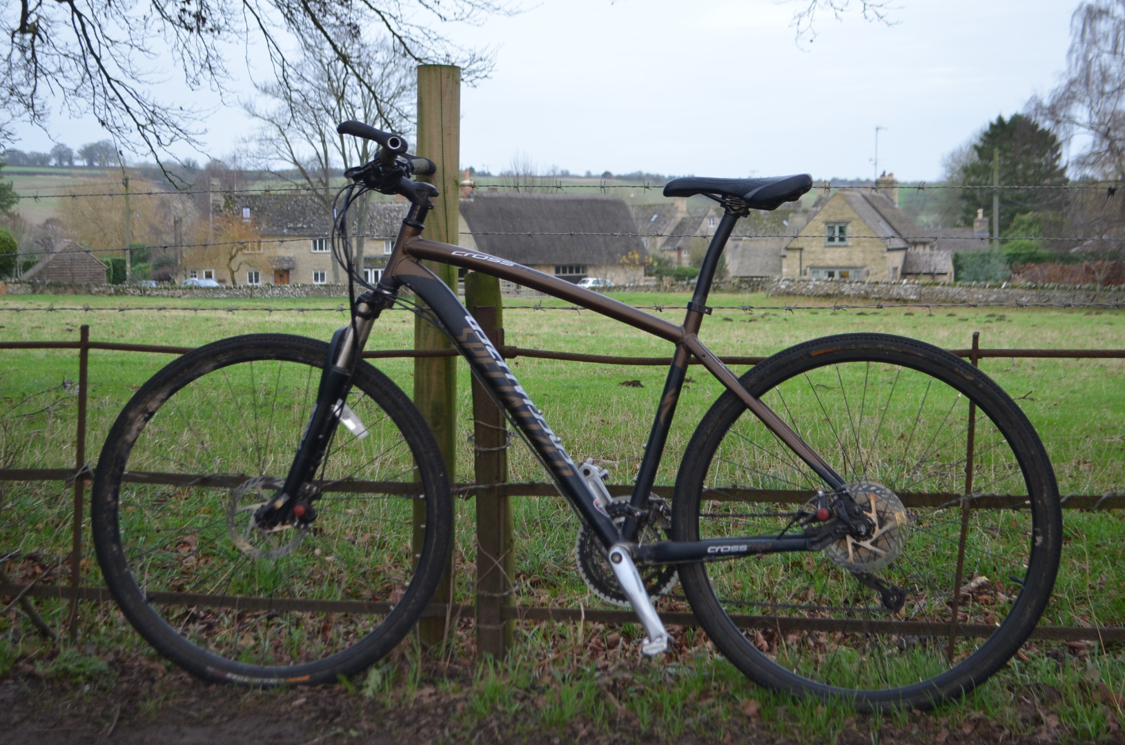 specialized crosstrail comp