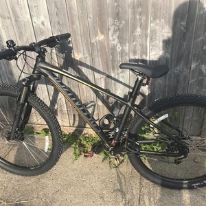 2019 Specialized COMP Black