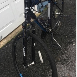 2015 Cannondale Quick Black, Blue, and Silver, gray or bare metal