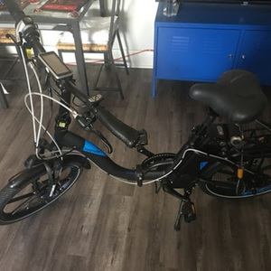 Magnum Bikes Premium 48 Black and Blue