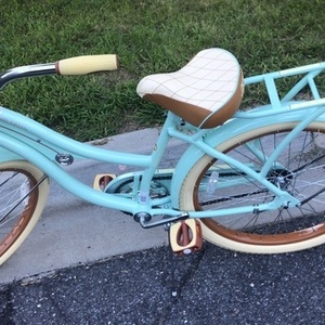 2017 Huffy Steel cruiser Teal, Yellow or Gold, and Green