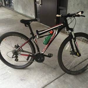 2012 Specialized Hardrock Black