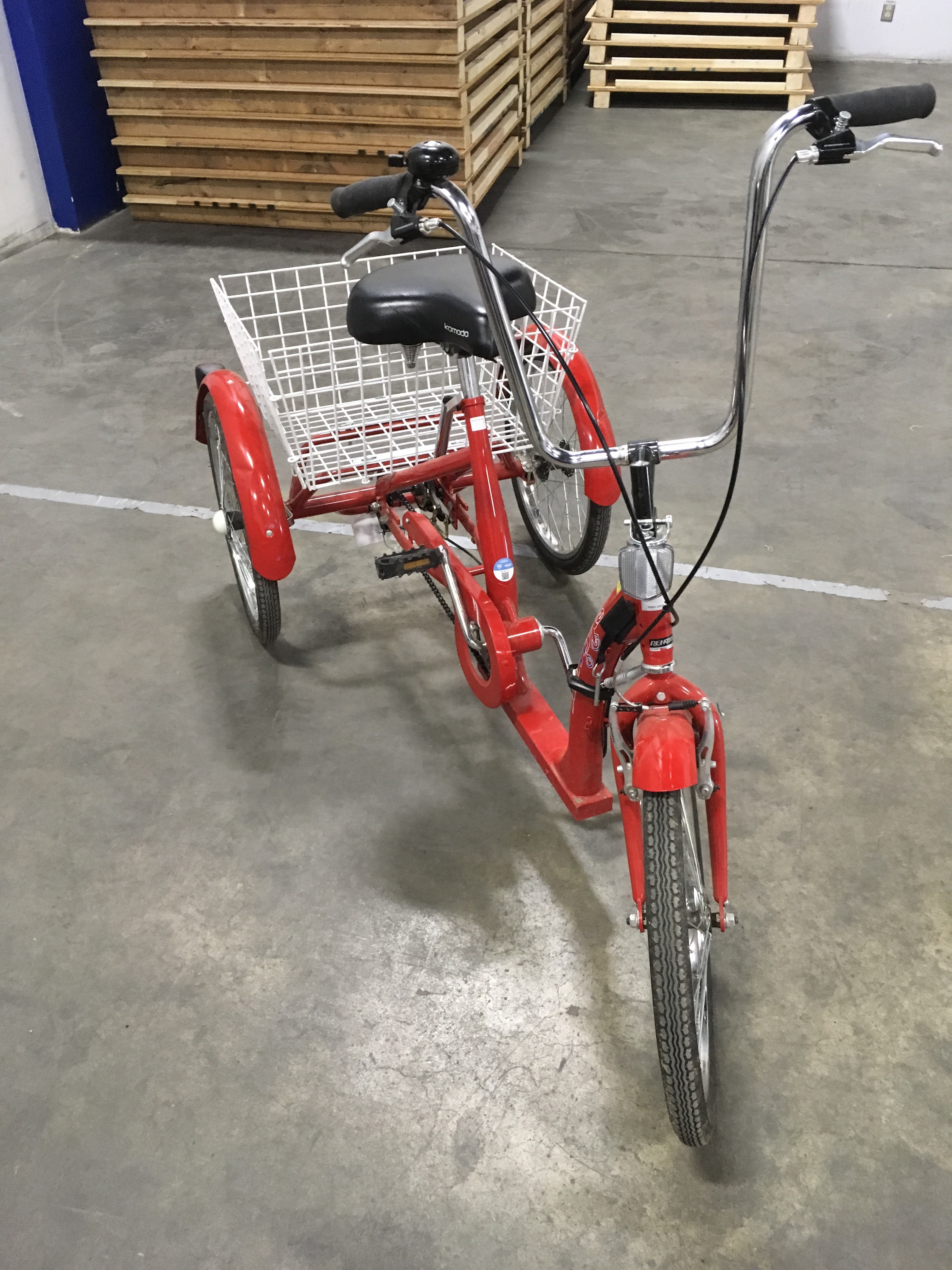 2014 AMTRYKE AMT1420 tricycle