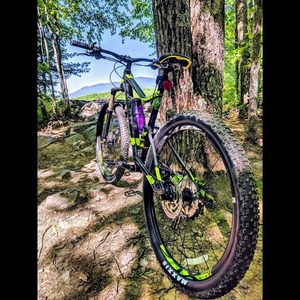 2018 Giant Stance 2 Black