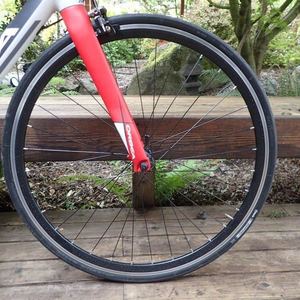 Orbea Avant Red, White, and Black