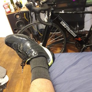 neuvation F100 Black