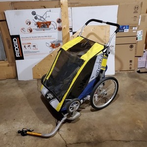 2003 Chariot Cougar2 bike trailer Yellow or Gold and Blue
