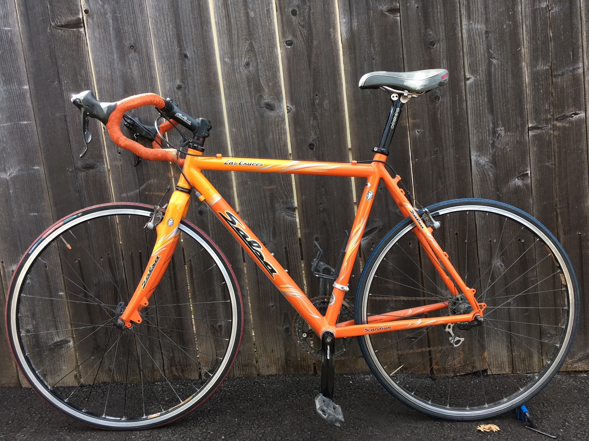 2004 Salsa Las Cruces