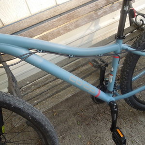 2019 REI REI Co-op DRT 1.1 Blue, Black, and Red