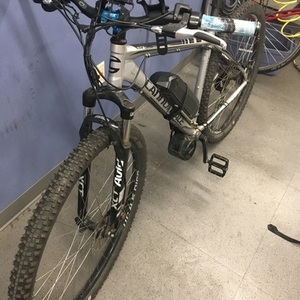 Cannondale Six 6 Silver, gray or bare metal and Black