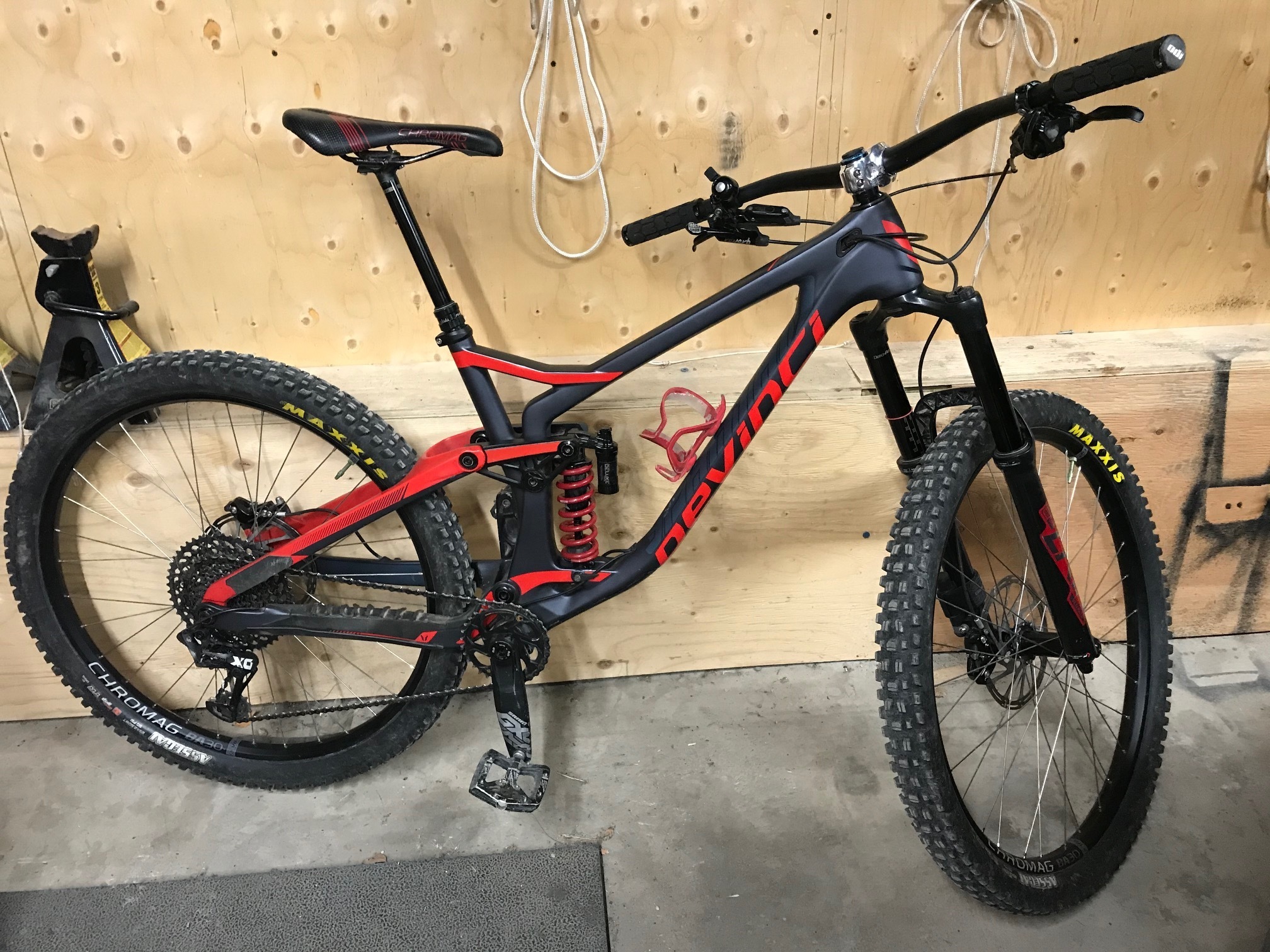 2016 devinci spartan specs