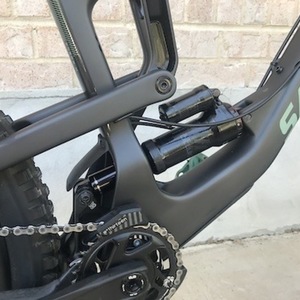 2019 Santa Cruz Nomad Carbon S - Size Large Silver, gray or bare metal and Teal