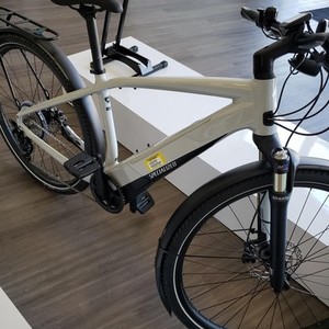 2019 Specialized Vado 4.0 Silver, gray or bare metal