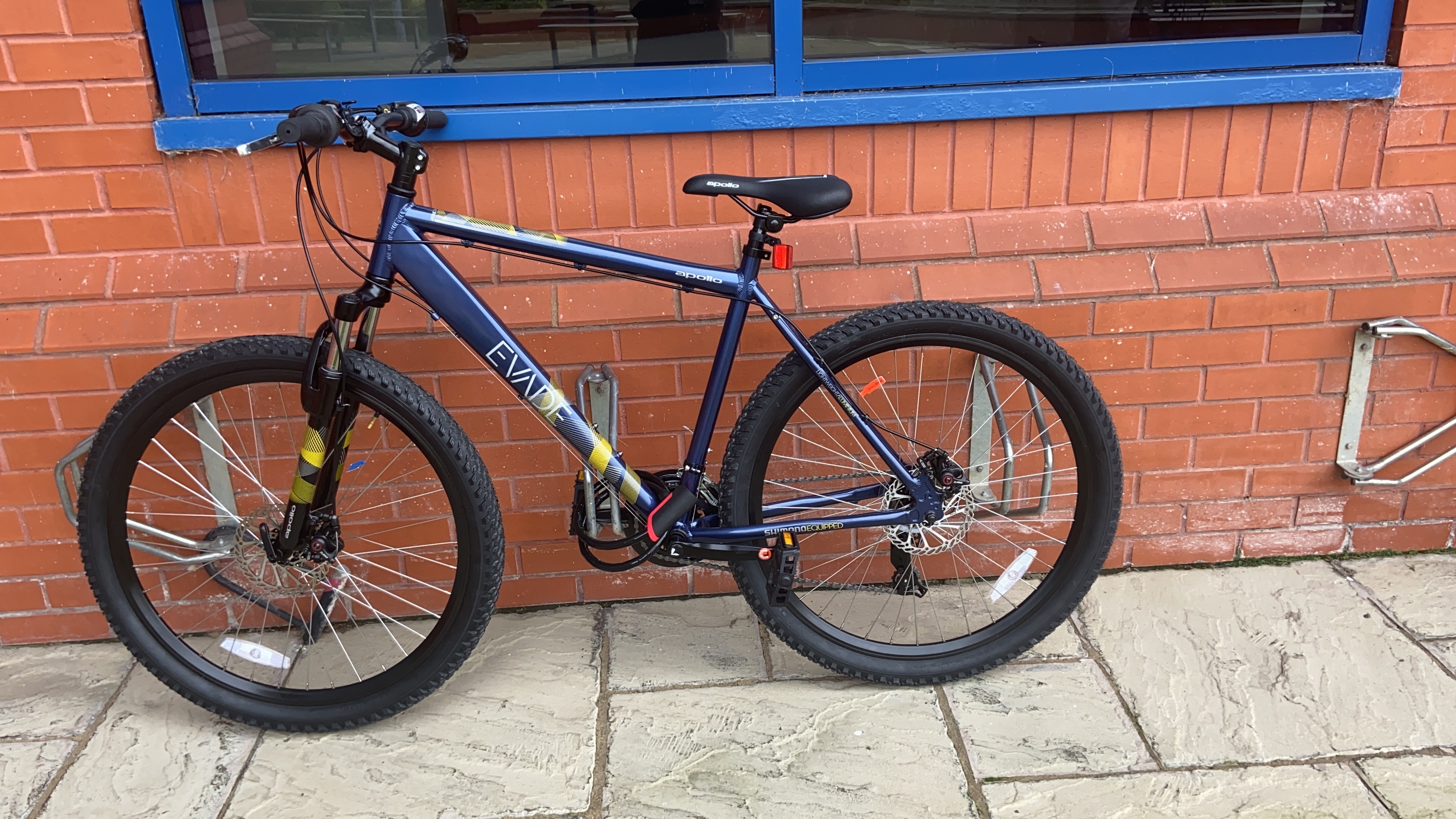 Apollo evade 14 inch Clearance