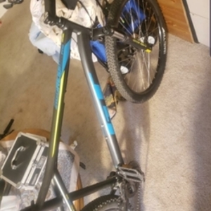 2019 GT Bicycles aggressor pro Blue and Green