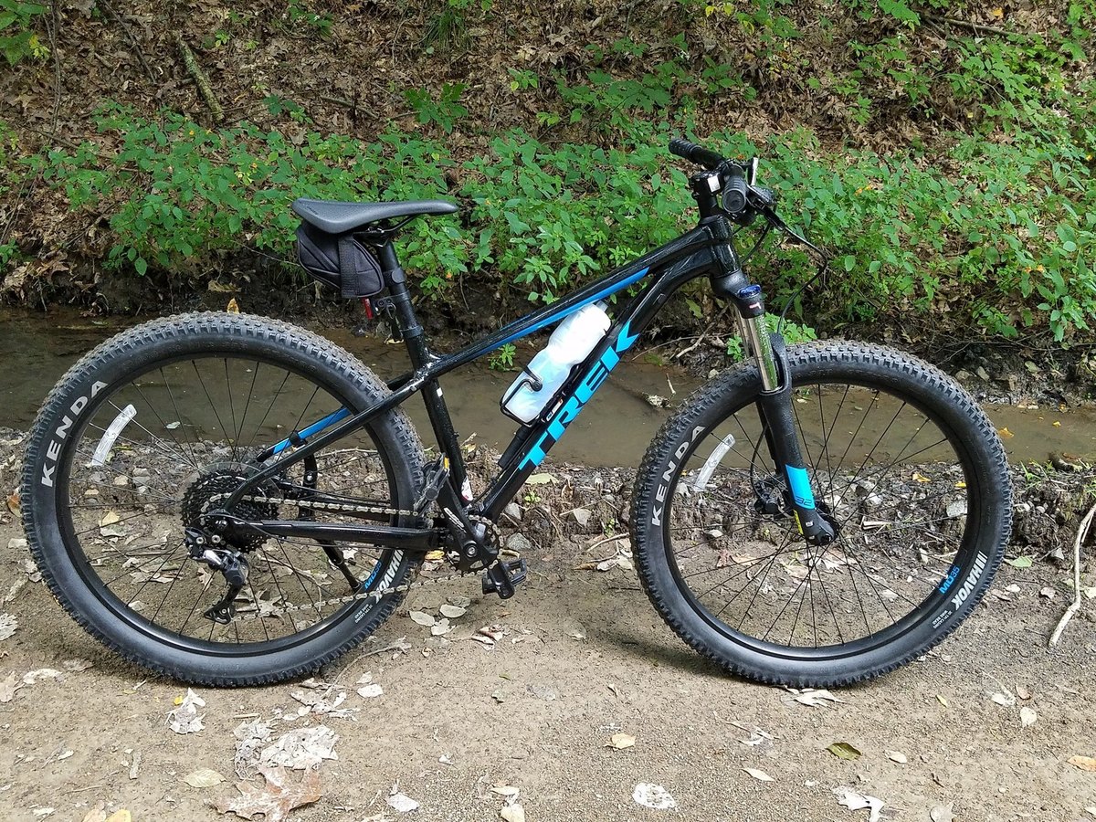 trek 2019 roscoe 6