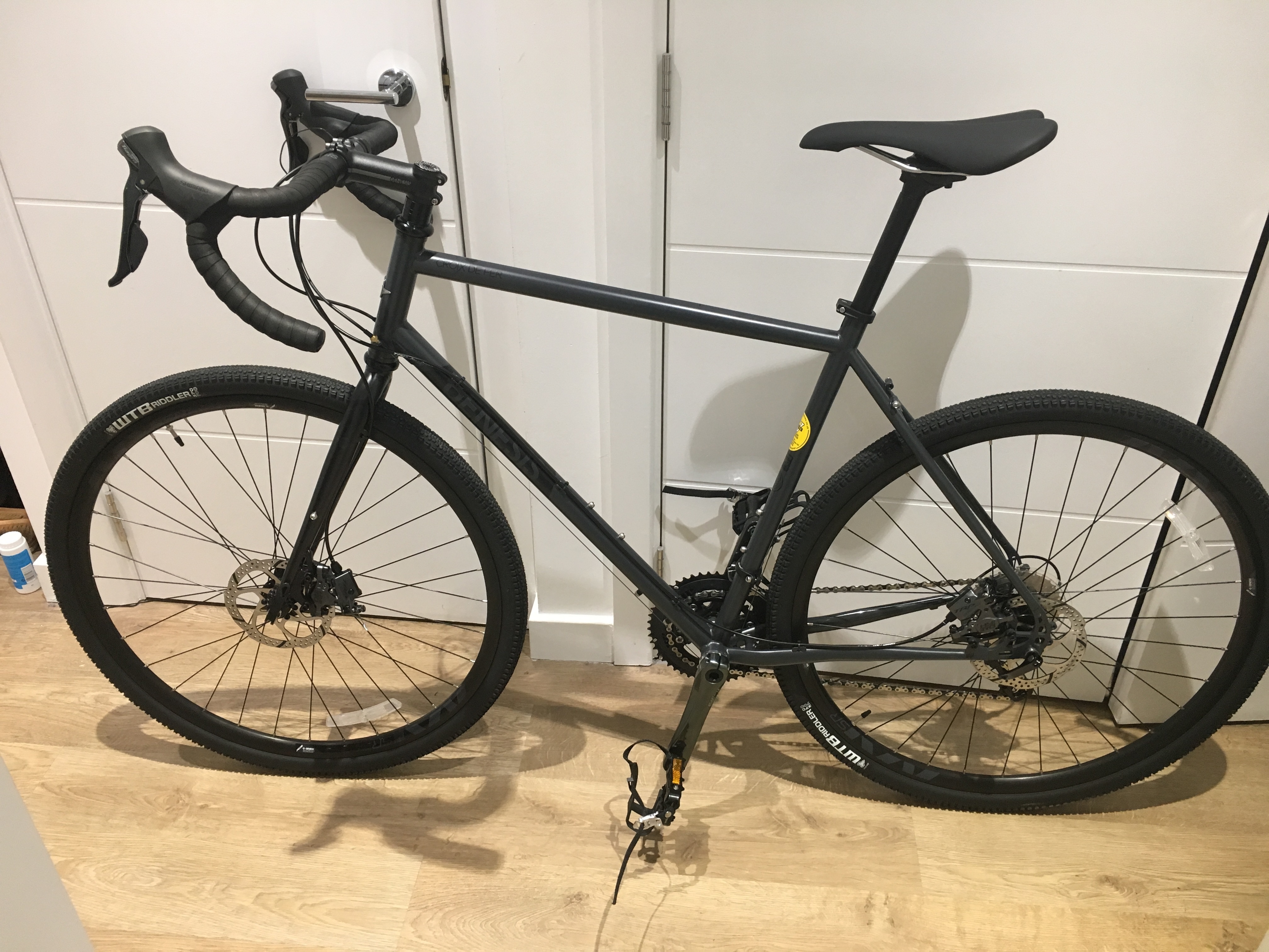 genesis croix de fer 2016