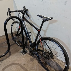 2016 Giant Defy Advanced 3 Black, Red, and Silver, gray or bare metal
