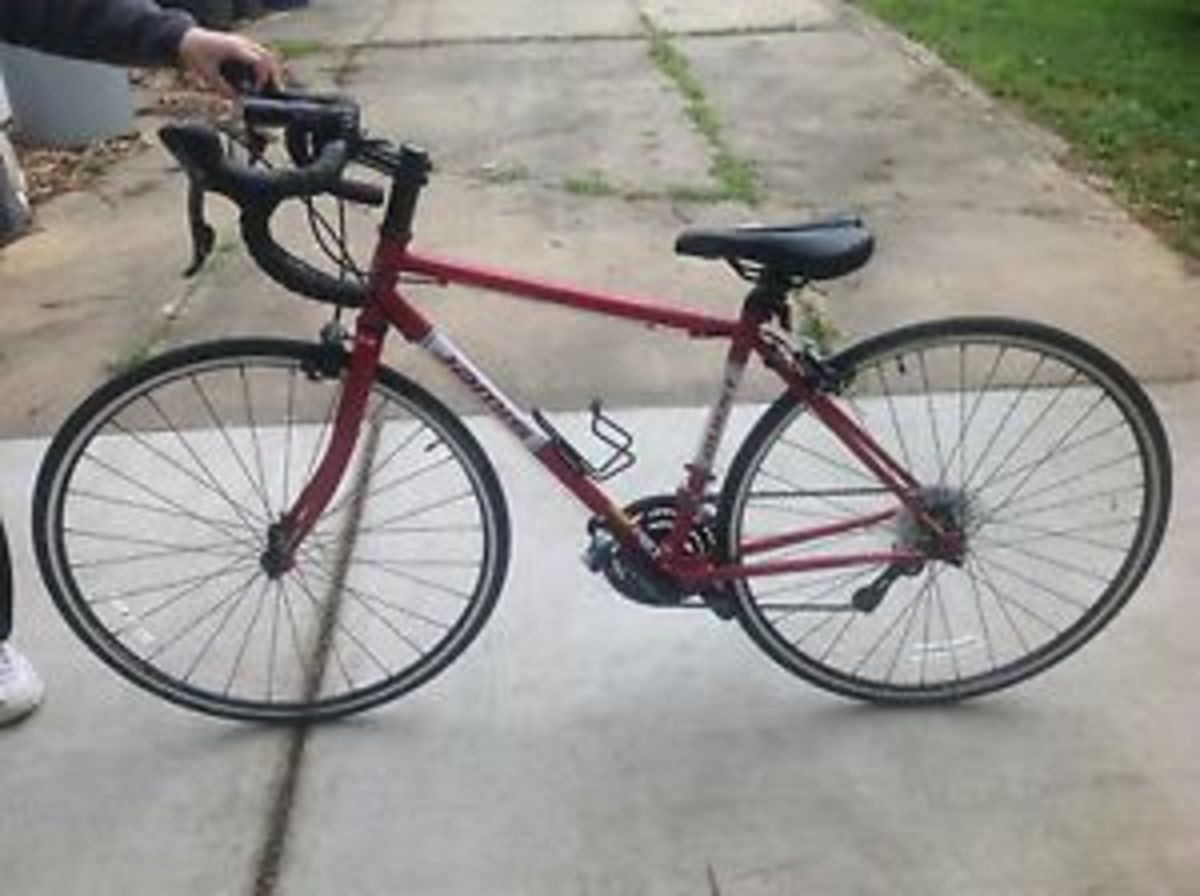 ロードバイク JAMIS QUEST SPORT JAMIS 2016年モデル：フィットネスからロングライドまでマルチにこなす