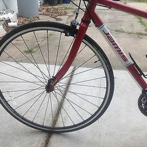2016 Jamis Quest Sport Femme Female Red Performance Bike Red