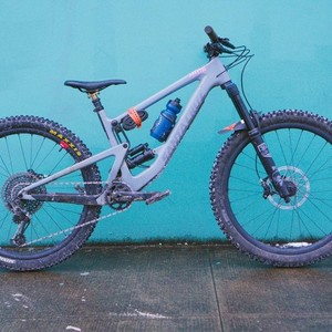 2019 Santa Cruz bronson cc Silver, gray or bare metal