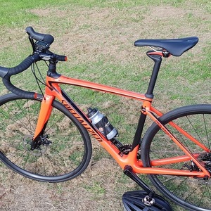 2017 Specialized Roubaix Red
