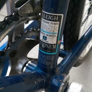 1985 Raleigh Tecnium II 440 Blue and Pink