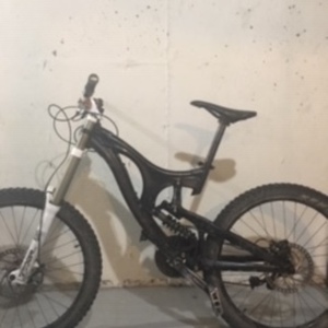 2010 Santa Cruz V10 Black