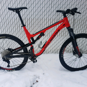 2019 Rocky Mountain Bicycles Thunderbolt Red