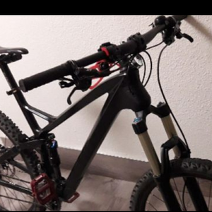 Thomson Ghost Black