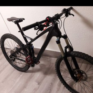 Thomson Ghost Black