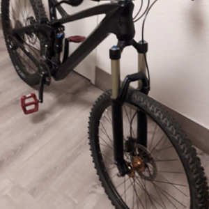 Thomson Ghost Black