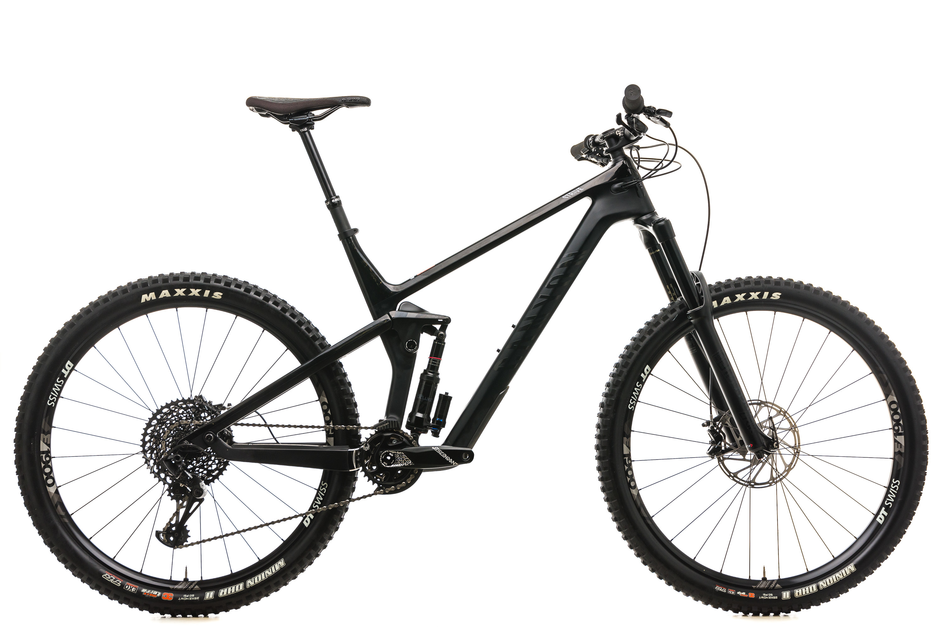 2019-canyon-bicycles-strive-cf-6-0