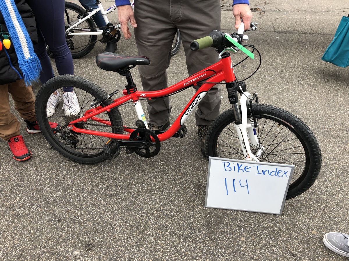 specialized hotrock 18