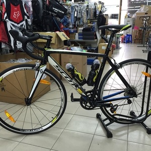 SCOTT Syncross Black, White, and Yellow or Gold