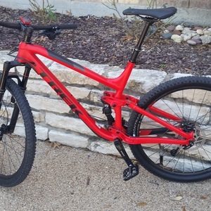 2017 Trek Red
