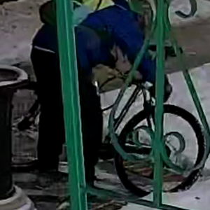 Trek 4300 Yellow or Gold and Silver, gray or bare metal