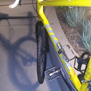 2019 Kona Lrg Yellow or Gold