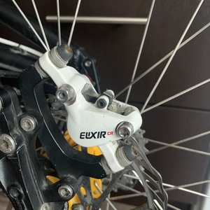 2011 Santa Cruz Bullit 2 Black and Silver, gray or bare metal