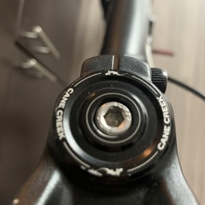 2011 Santa Cruz Bullit 2 Black and Silver, gray or bare metal