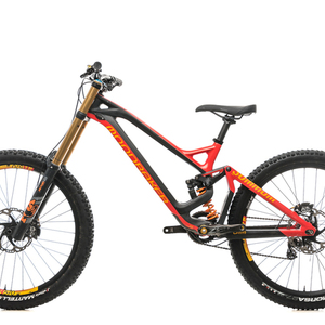 2018 Mondraker Summum Carbon Pro Team Red