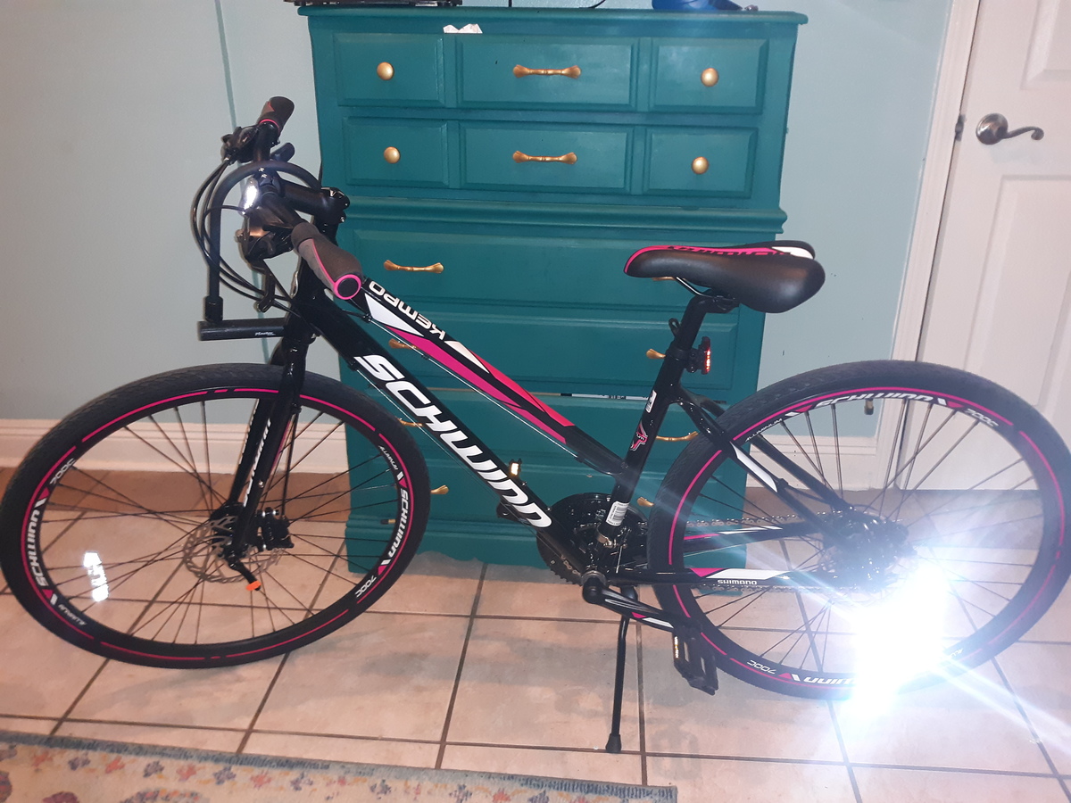 schwinn kempo women's hybrid bike