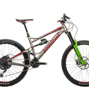 2018 Banshee Bikes Rune Silver, gray or bare metal