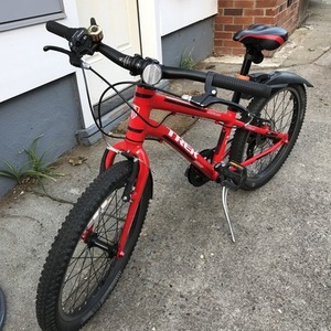Trek Superfly Red