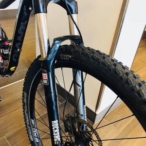 2013 Giant Trance X 29er 2 Black, Silver, gray or bare metal, and Yellow or Gold