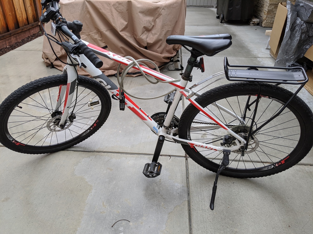giant red bike