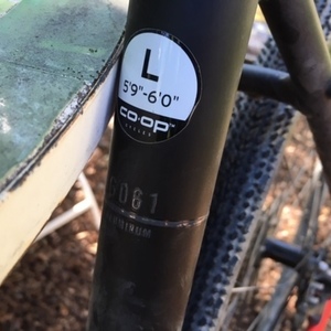 2018 REI Road/Hybrid Black and Red